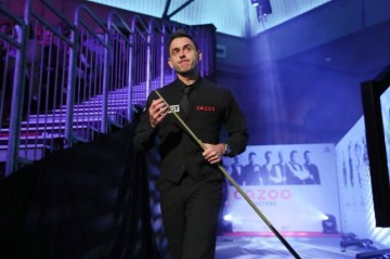 pg游戏官网登录入口-奥沙利文速胜晋级大师赛八强 塞尔比通过首轮考验